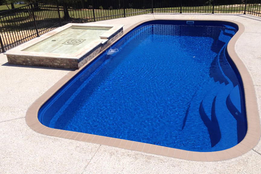 Residential pool maintenance service in Cross Mountain, TX