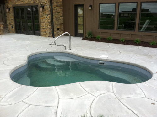 Montreal Spa with stamped concrete 2